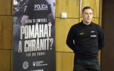 Prednáška príslušníkov Policajného zboru Slovenskej republiky